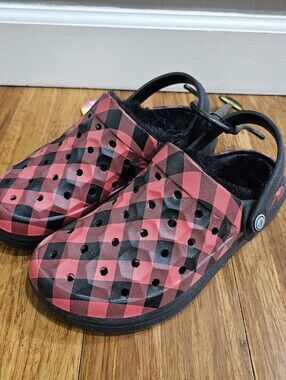 New Joybees Buffalo Plaid Lined Clogs Women's Size 6 Red Black Fleece Slippers